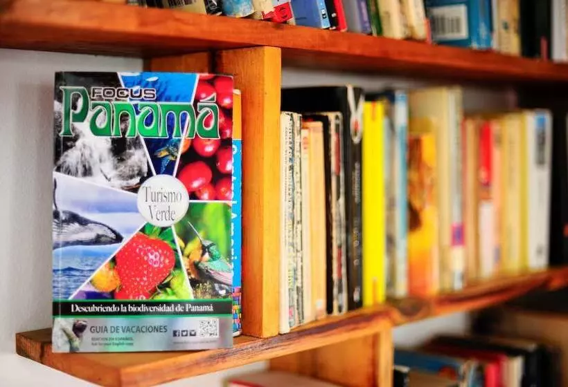 Hostal Garden By Refugio Del Rio   Hostel