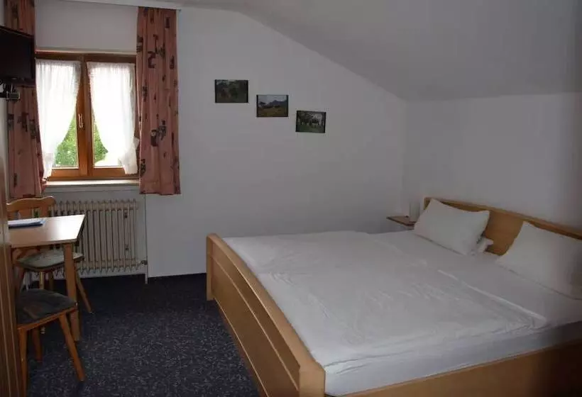 Hotelli Gästehaus Sonne