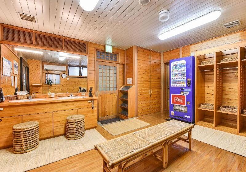 酒店 Miyazaki Lions