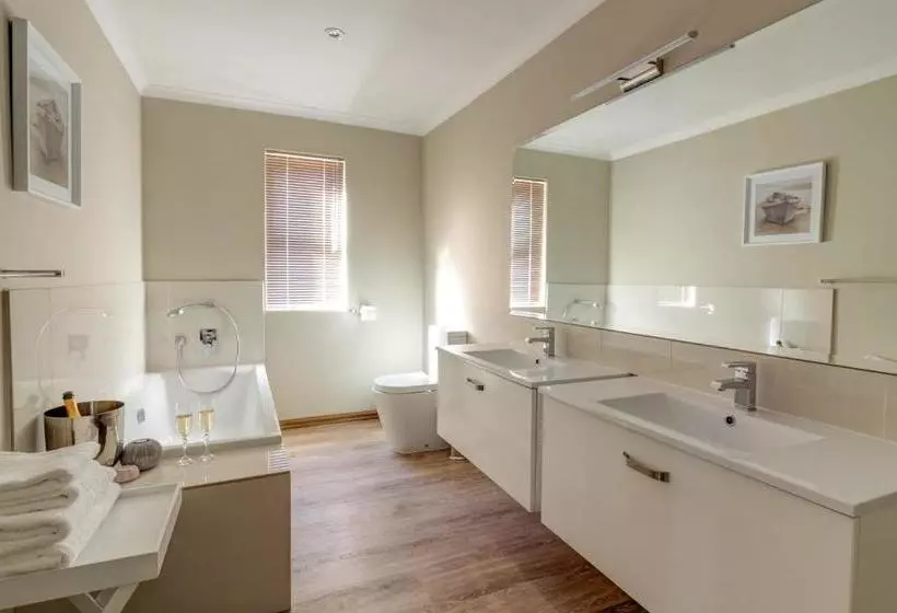 Aamiaismajoitus (B&B) Protea Point