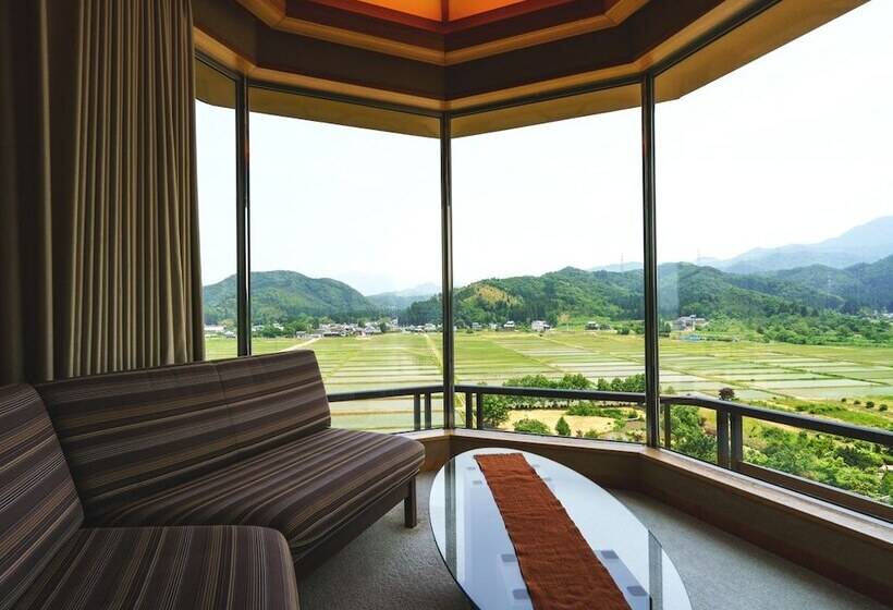 ريوكان Shiratama No Yu Kahou Bettei Koshinosato