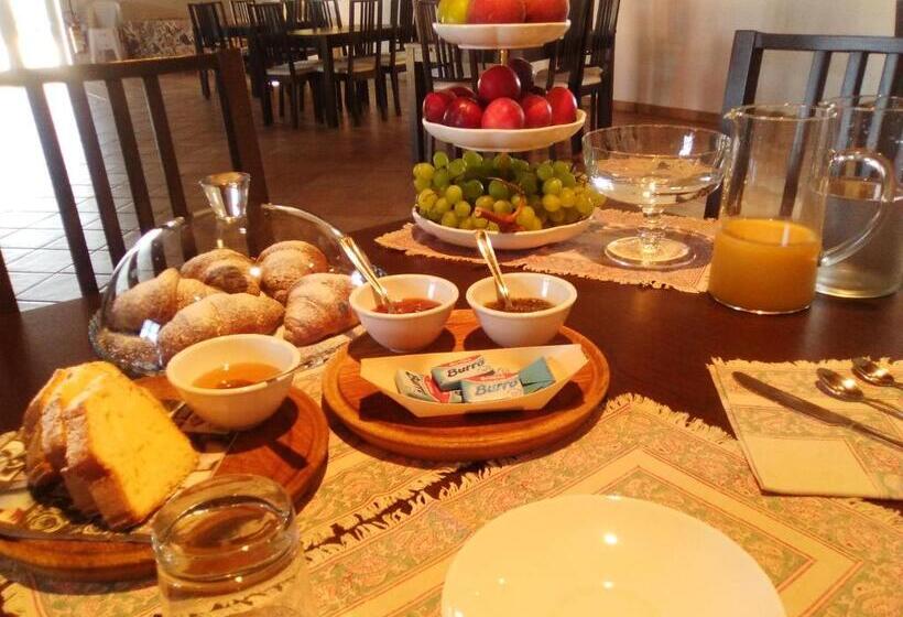 تختخواب و صبحانه Il Casale Di Giulia Di Aprilia