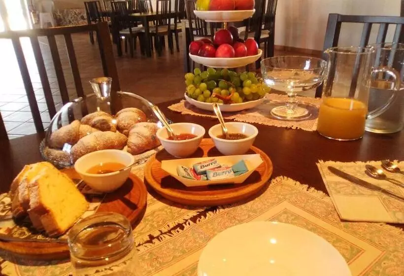 ベッドアンドブレックファースト Il Casale Di Giulia Di Aprilia