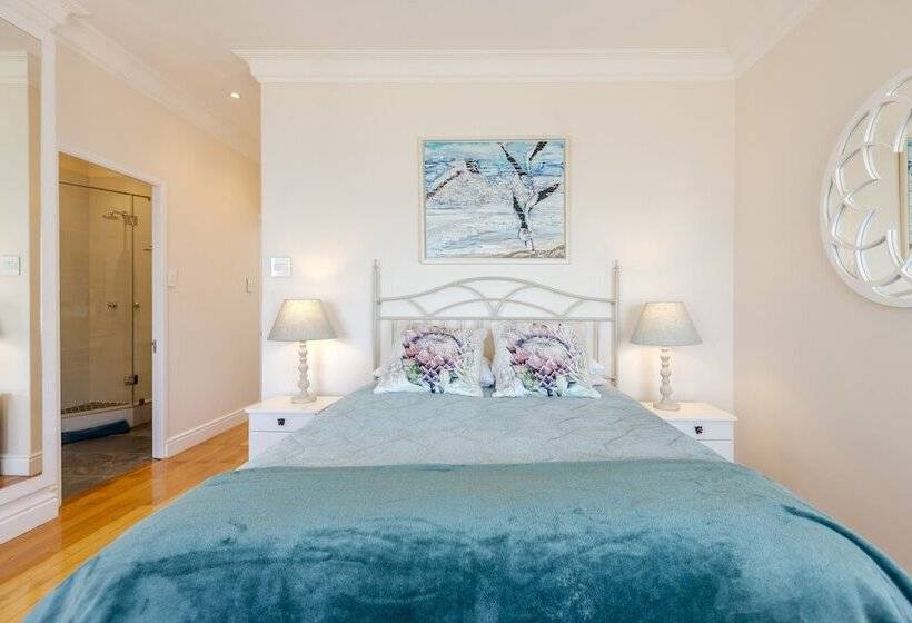 住宿加早餐 Sunny Cove Manor