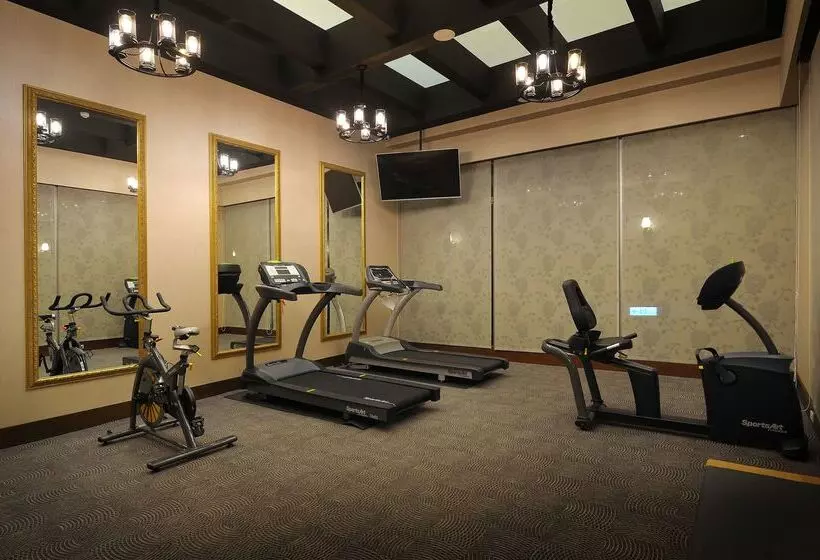 Golden Tulip Rs Boutique Hotel Tainan