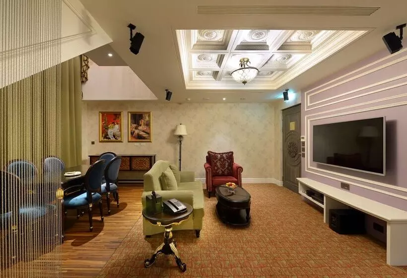 Golden Tulip Rs Boutique Hotel Tainan