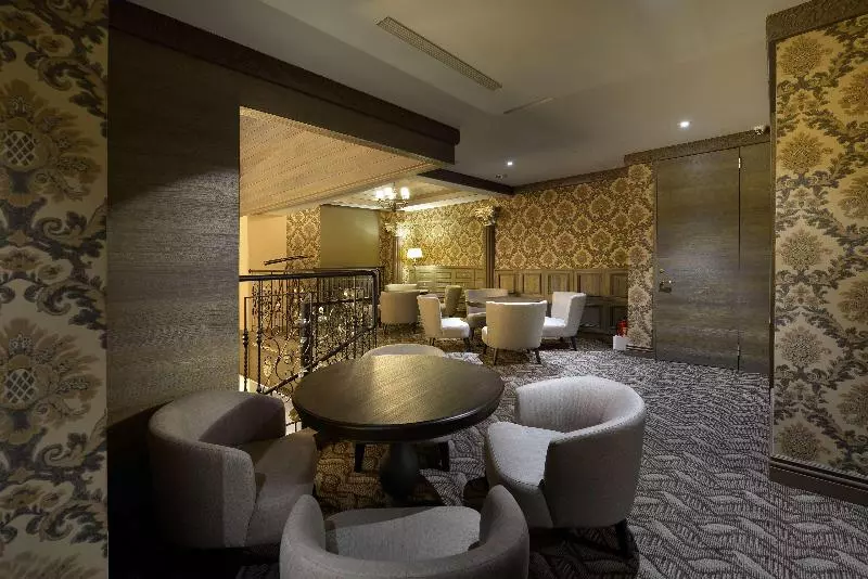 Golden Tulip Rs Boutique Hotel Tainan