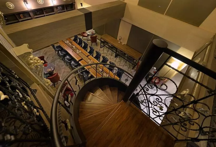 Golden Tulip Rs Boutique Hotel Tainan