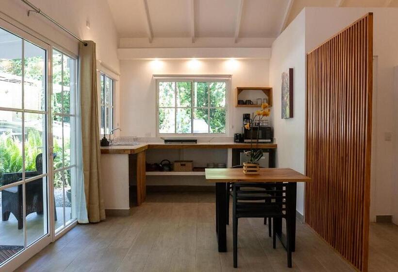 فندق Jaguar Inn Bungalows