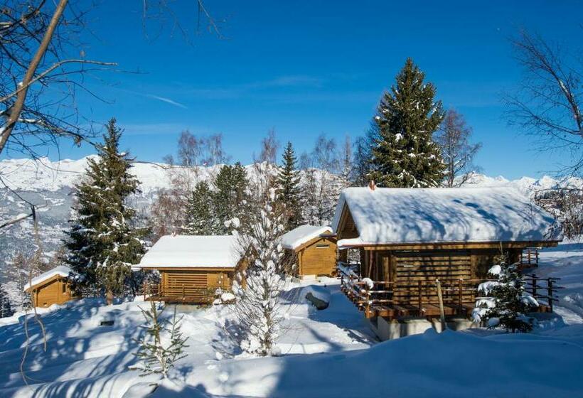 Hotel Les Mazots De La Source & Spa