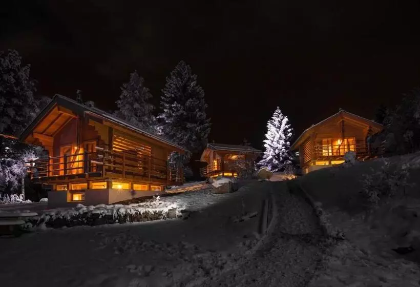 ホテル Les Mazots De La Source & Spa