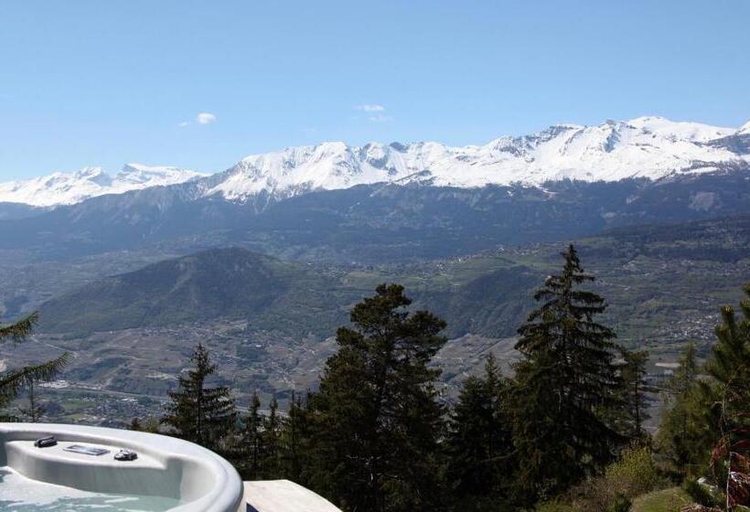 Hotel Les Mazots De La Source & Spa