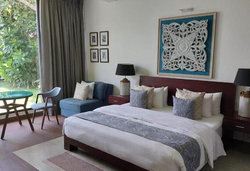 ホテル Mirissa Beach Villa