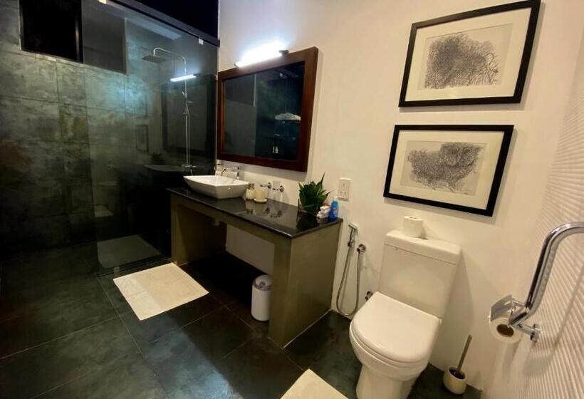 ホテル Mirissa Beach Villa