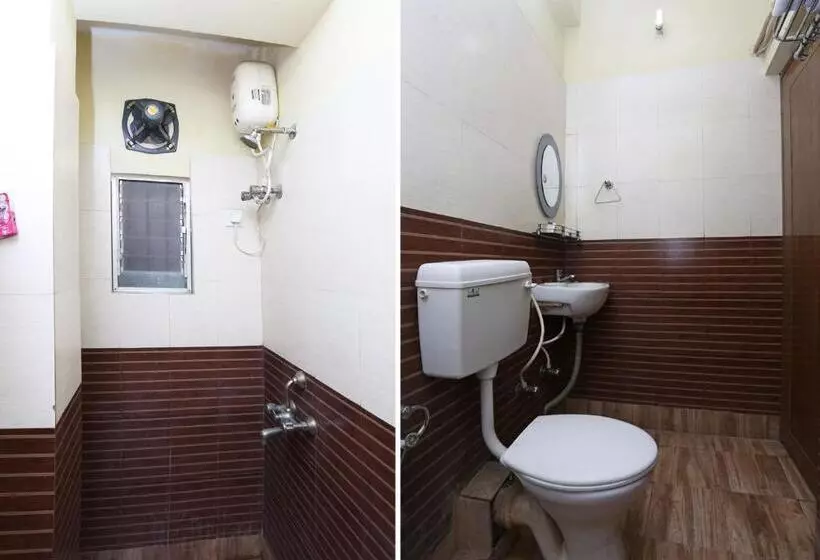 Hotelli O Pratiksha Guest House