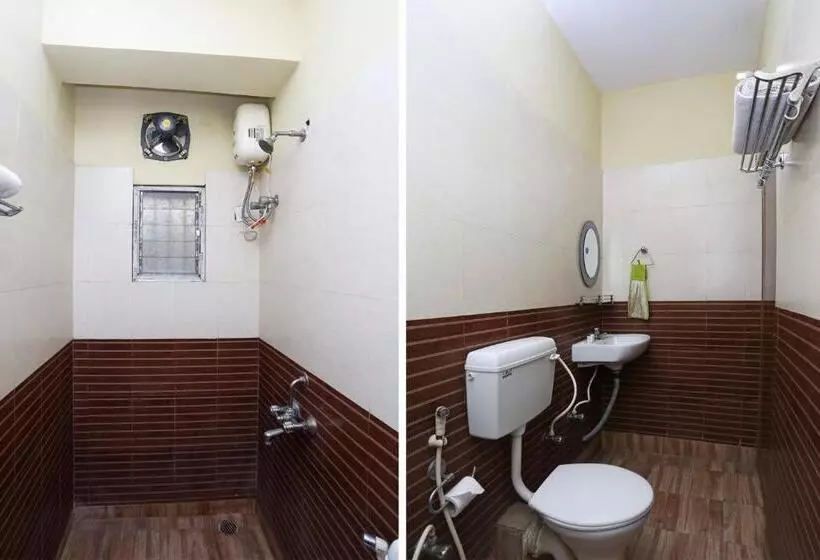 Hotelli O Pratiksha Guest House
