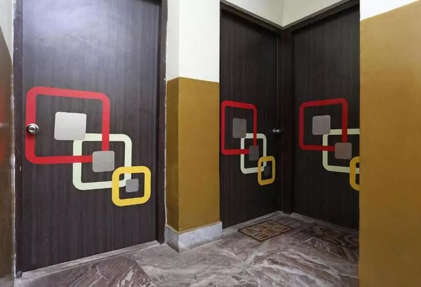Hotelli O Pratiksha Guest House