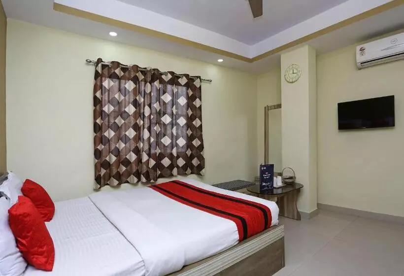Hotelli O Pratiksha Guest House