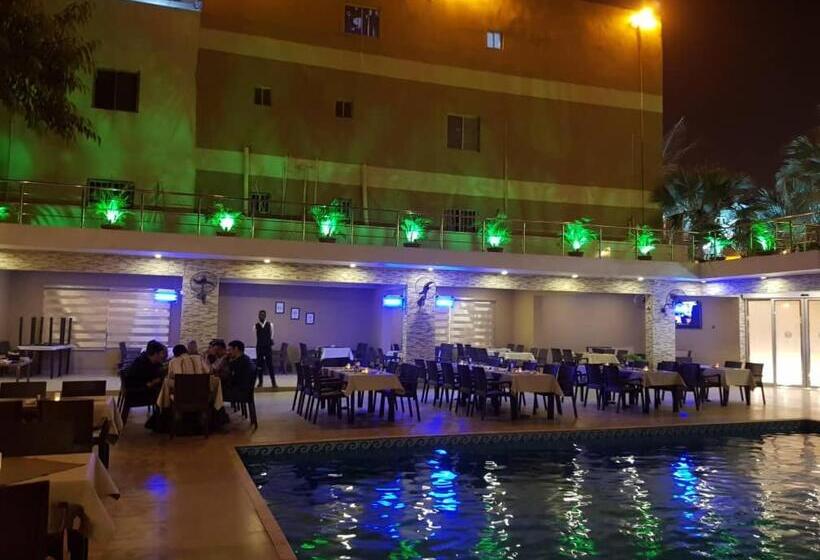 هتل Tahir Guest Palace