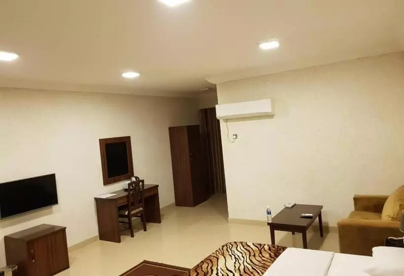 هتل Tahir Guest Palace