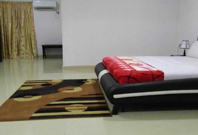 هتل Tahir Guest Palace