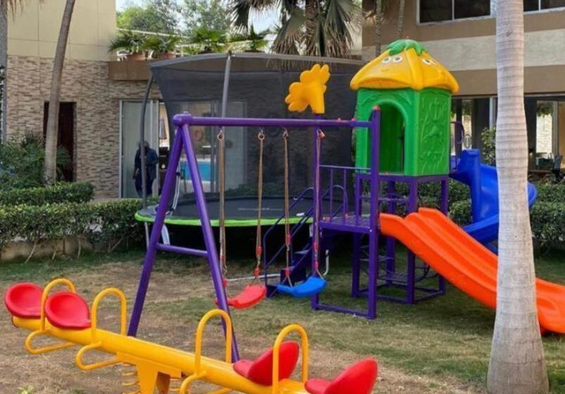 هتل Tahir Guest Palace