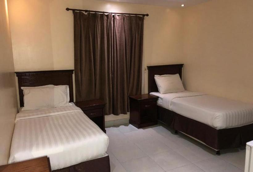 בית מלון כפרי The Blue Bow