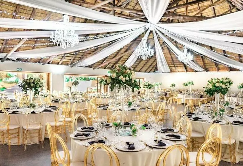 Hotelli The Garden Venue Boutique