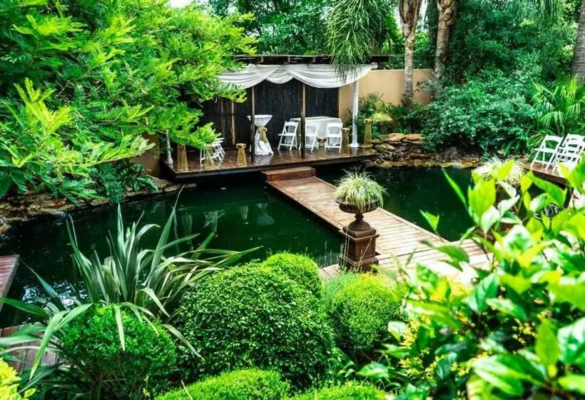 Hotelli The Garden Venue Boutique