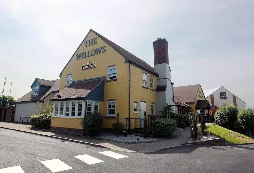 ホテル Willows, Blackburn By Marston's Inn