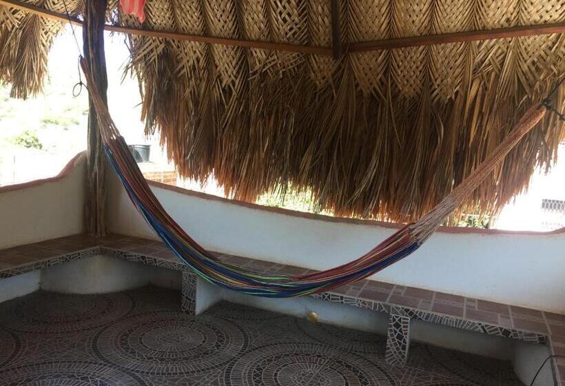 Casa Barca Taganga Hostel