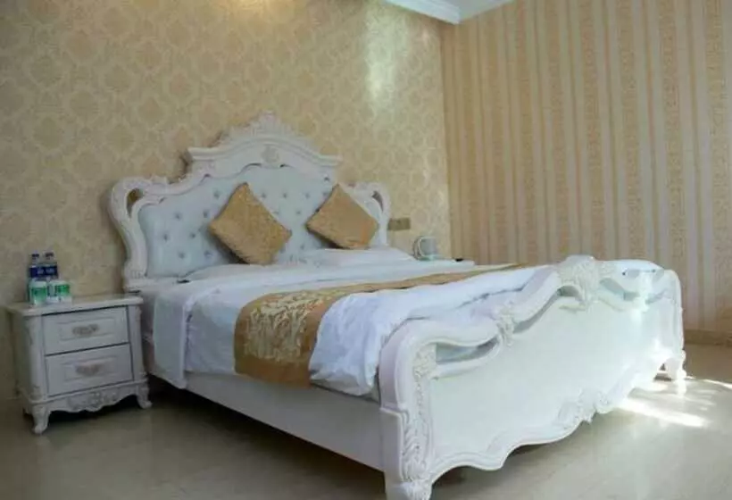 Hotelli Greentree Inn Huaian Qingpu District Huaihainan Road Express