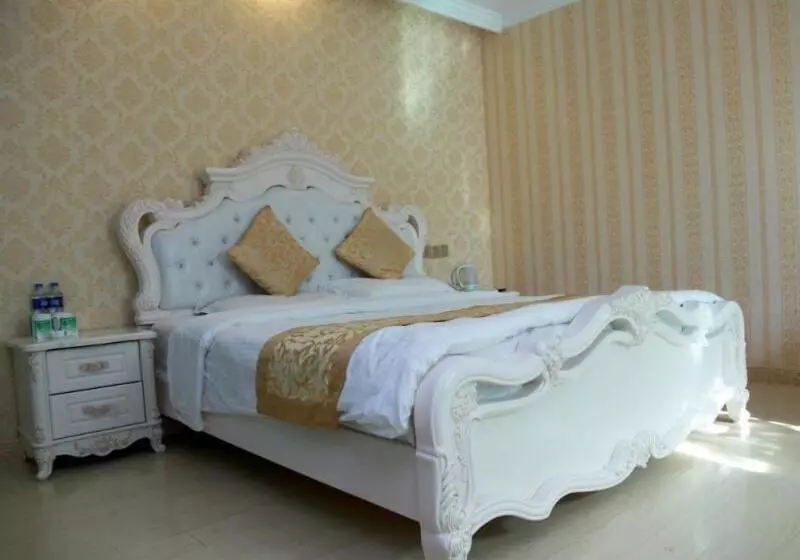 Hotelli Greentree Inn Huaian Qingpu District Huaihainan Road Express