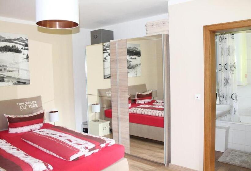 Hotelli Winklmoos Sonnenalm