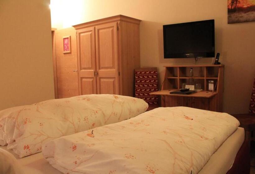 Hotelli Winklmoos Sonnenalm