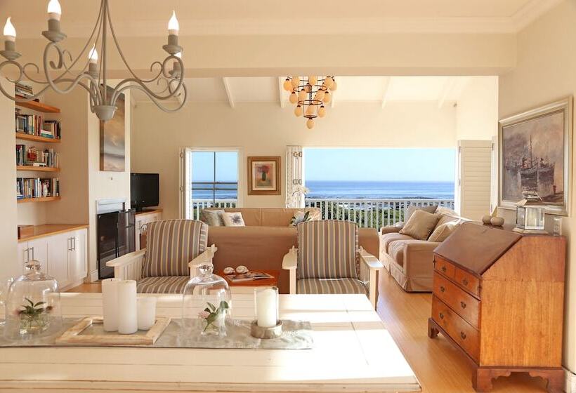 تختخواب و صبحانه Shore S Edge