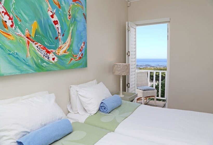 تختخواب و صبحانه Shore S Edge