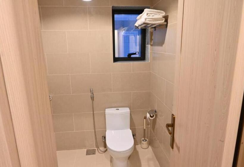 ホテル Al Furat Madayin