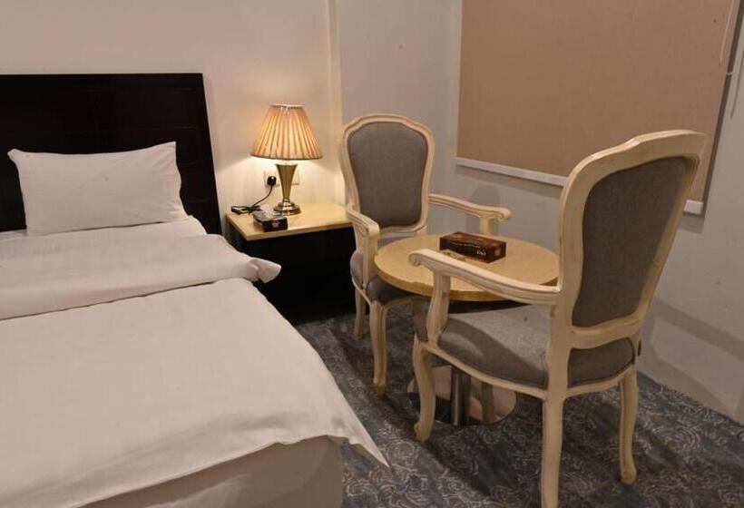 ホテル Al Furat Madayin