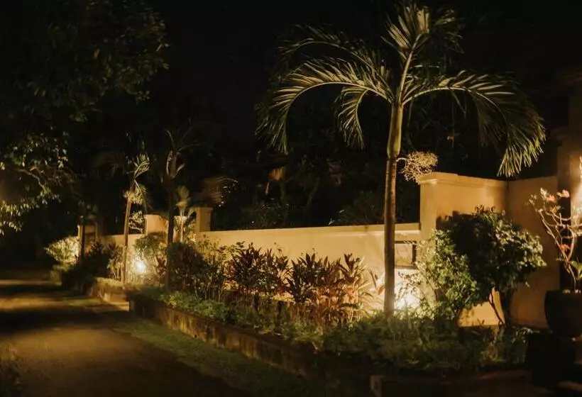 ホテル Aloka Bahari Villas