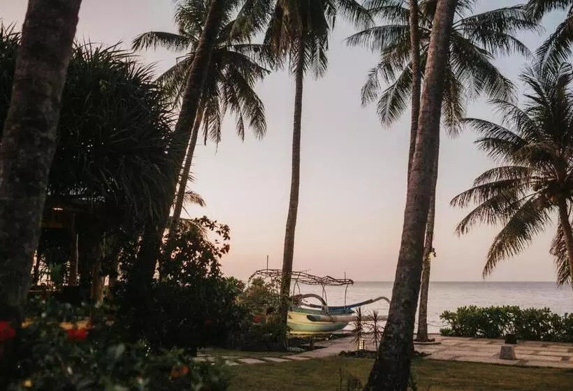 ホテル Aloka Bahari Villas