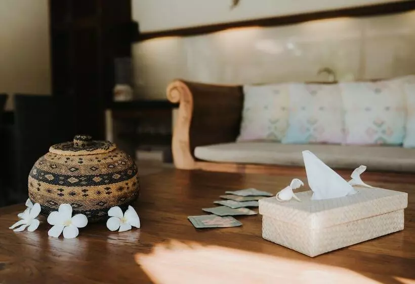 ホテル Aloka Bahari Villas