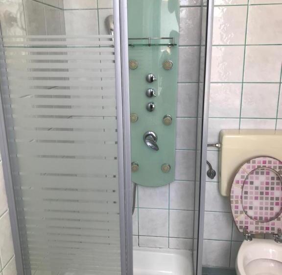 בית מלון כפרי Asia Wok Gasthof