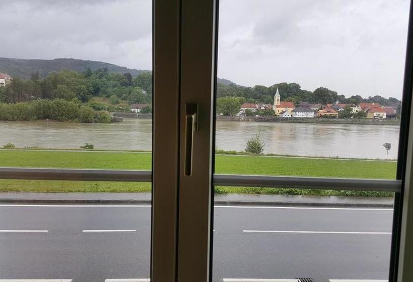 בית מלון כפרי Asia Wok Gasthof