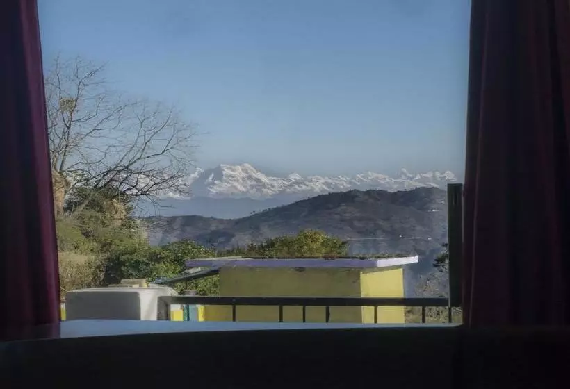 ホテル Garhwali Inn