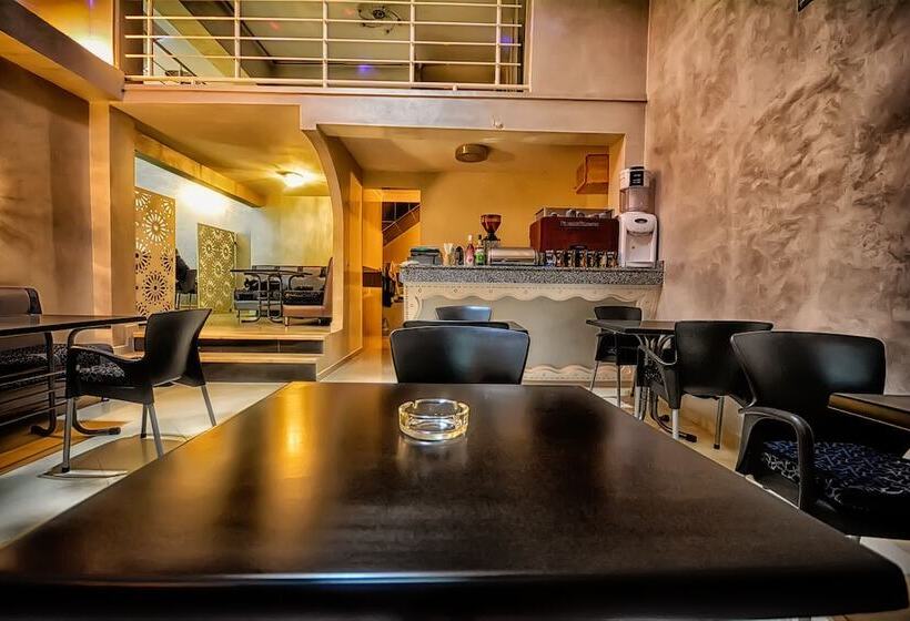 فندق Vents Des Iles