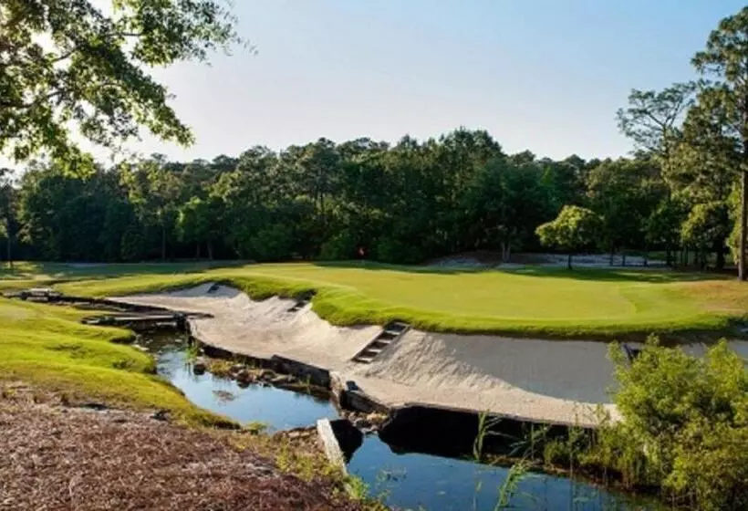 リゾートホテル Pawley's True Blue