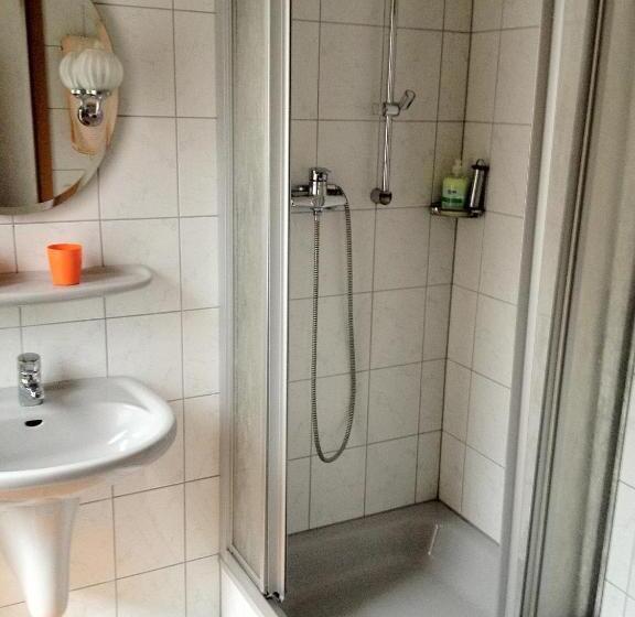 Bed And Breakfast Rheingauer Hof