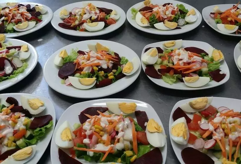 Hotelli A La Vielle Halle