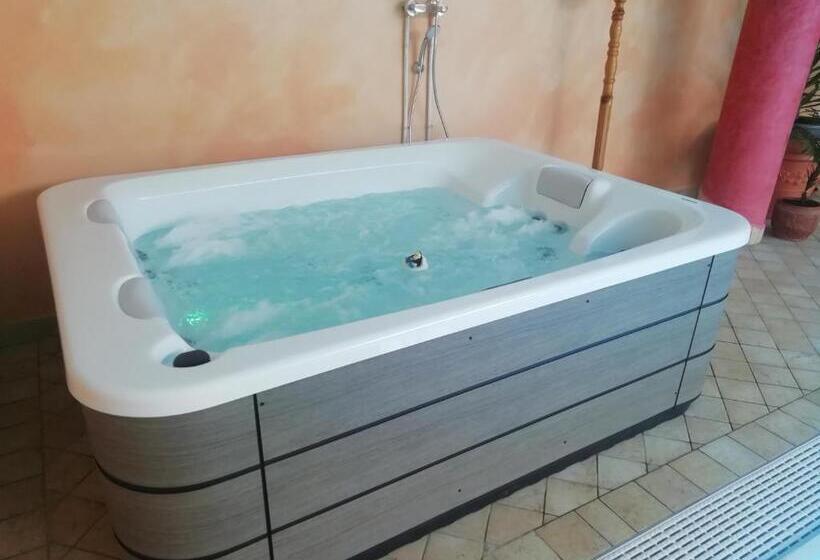 בית מלון כפרי Carrara